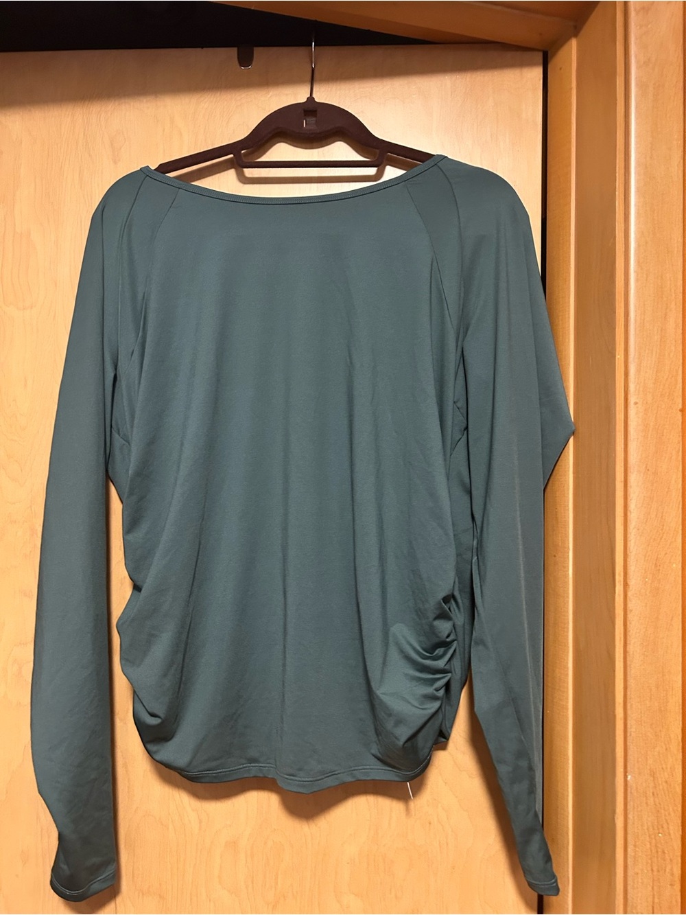 Women's Green Long-Sleeve Draped Side Top Halara L